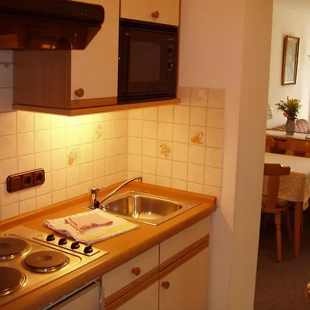 Gaestehaus Zur Faerbe Όμπερσντορφ